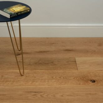 Artisan Natural Oak UV Lacquered Engineered Wood Flooring 14mm